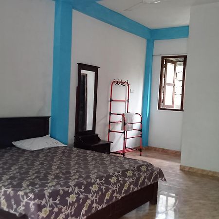 Suninn Hostel And Surf School Weligama Luaran gambar