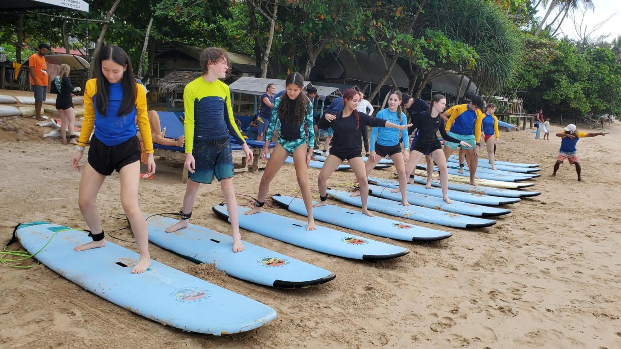 Suninn Hostel And Surf School Weligama Luaran gambar